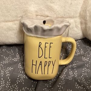 Rae Dunn bee happy topper